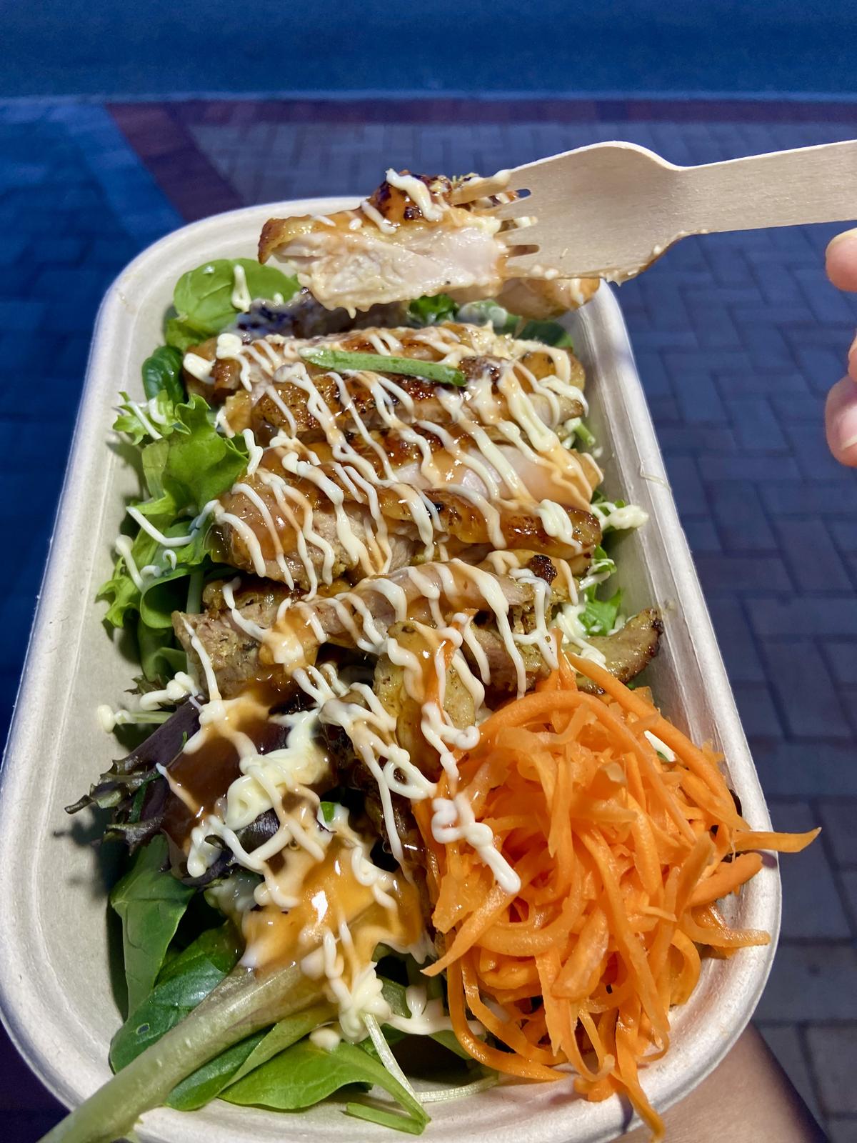 Lemon Grass Lime Leave Grilled chicken Salad