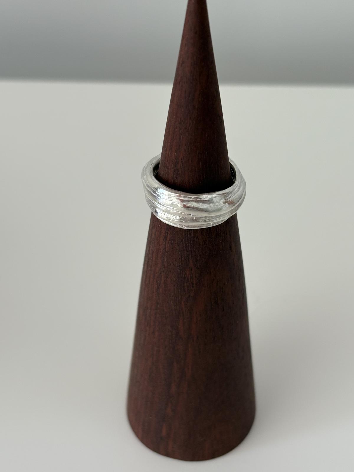 Mitsuro Hikime ring