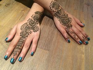 Henna by Simran Savadia