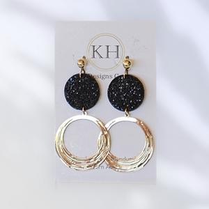 K H Designs Co