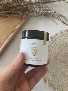 Mäesi Apothecary