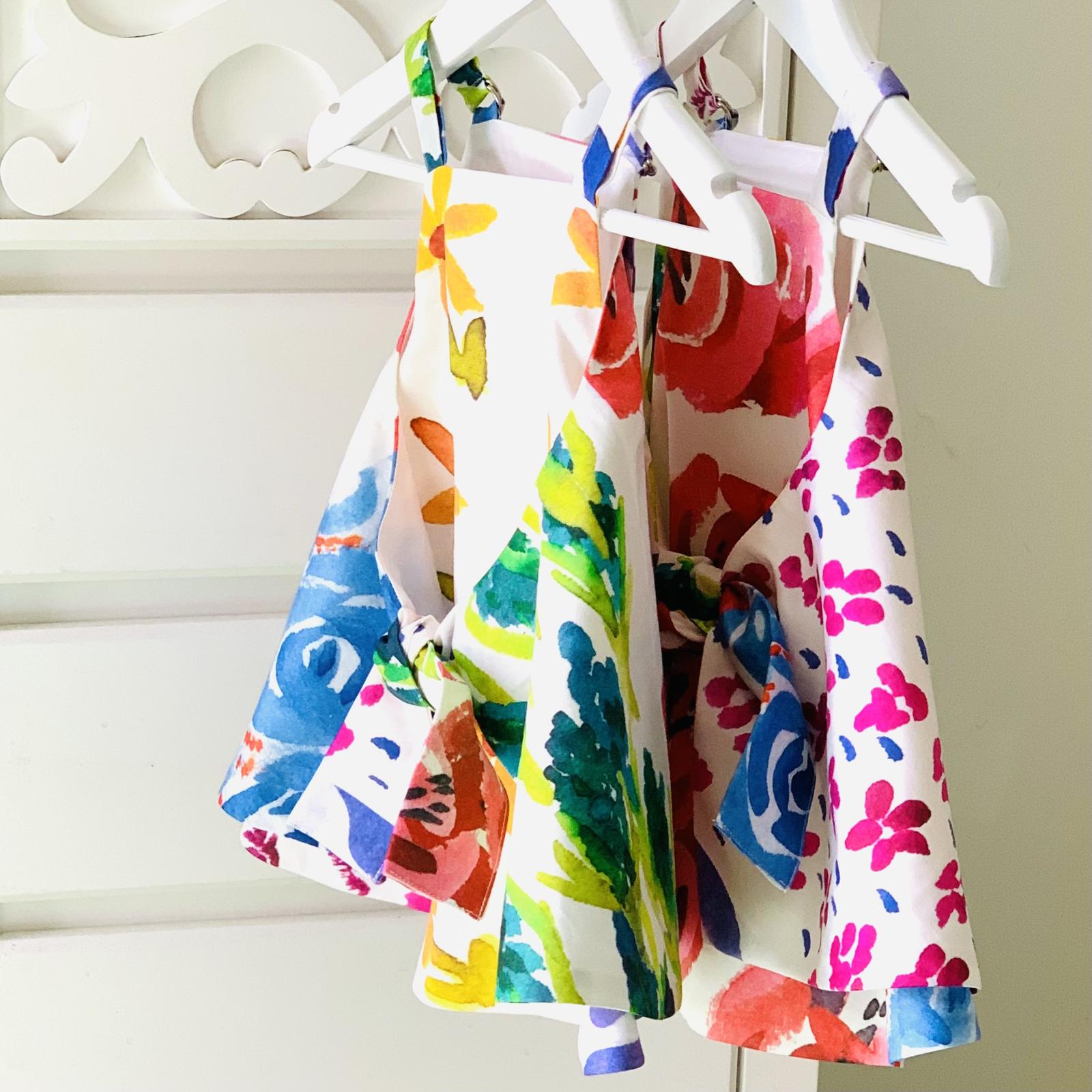 Pixel Cat Co - White floral dresses