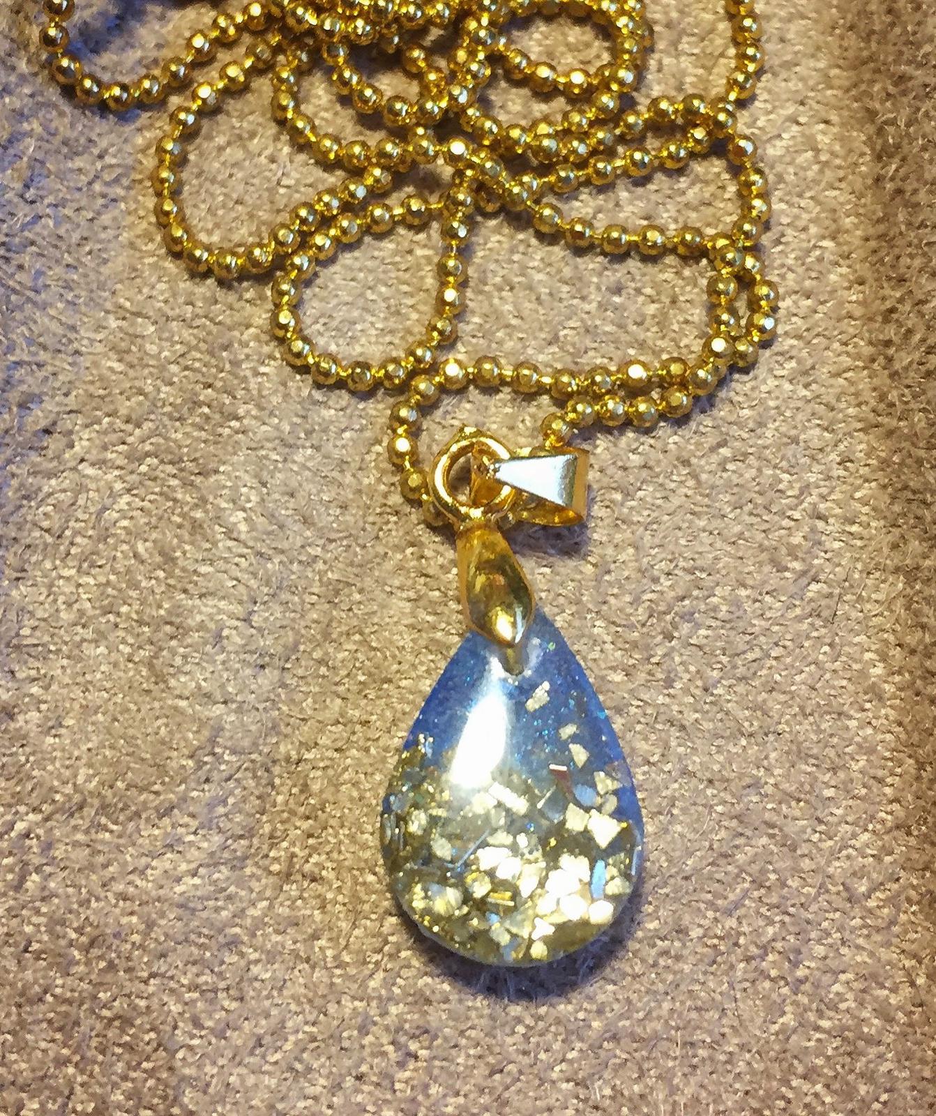 Dainty Resin Pendant