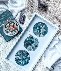 The Simplicity Club by Chloe