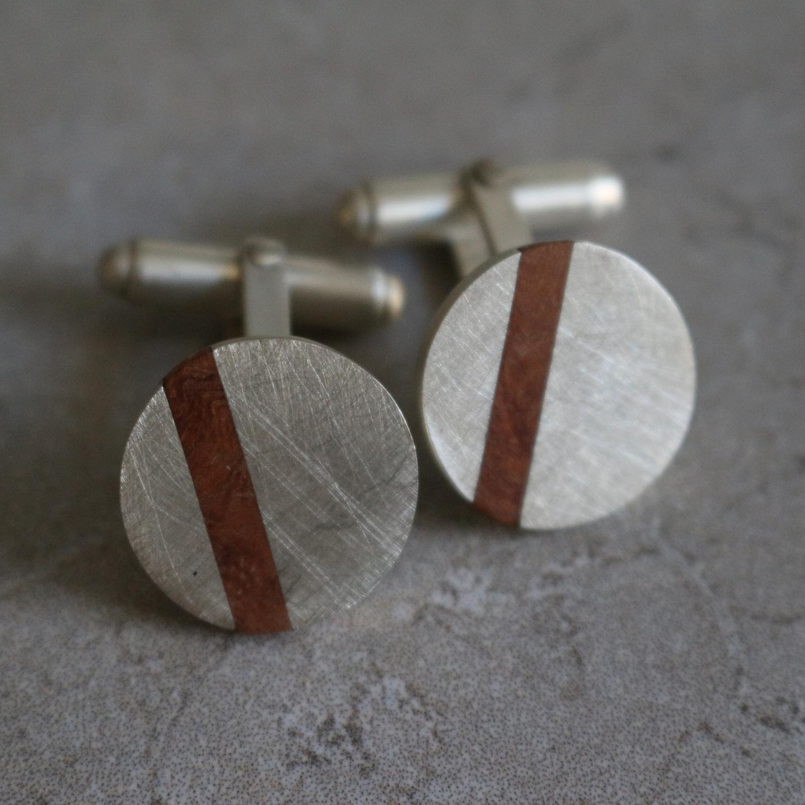 Cufflinks
