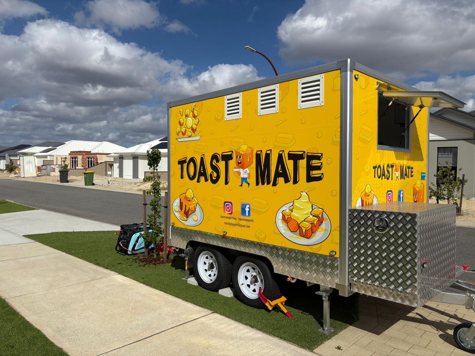 Eye-catching food trailer