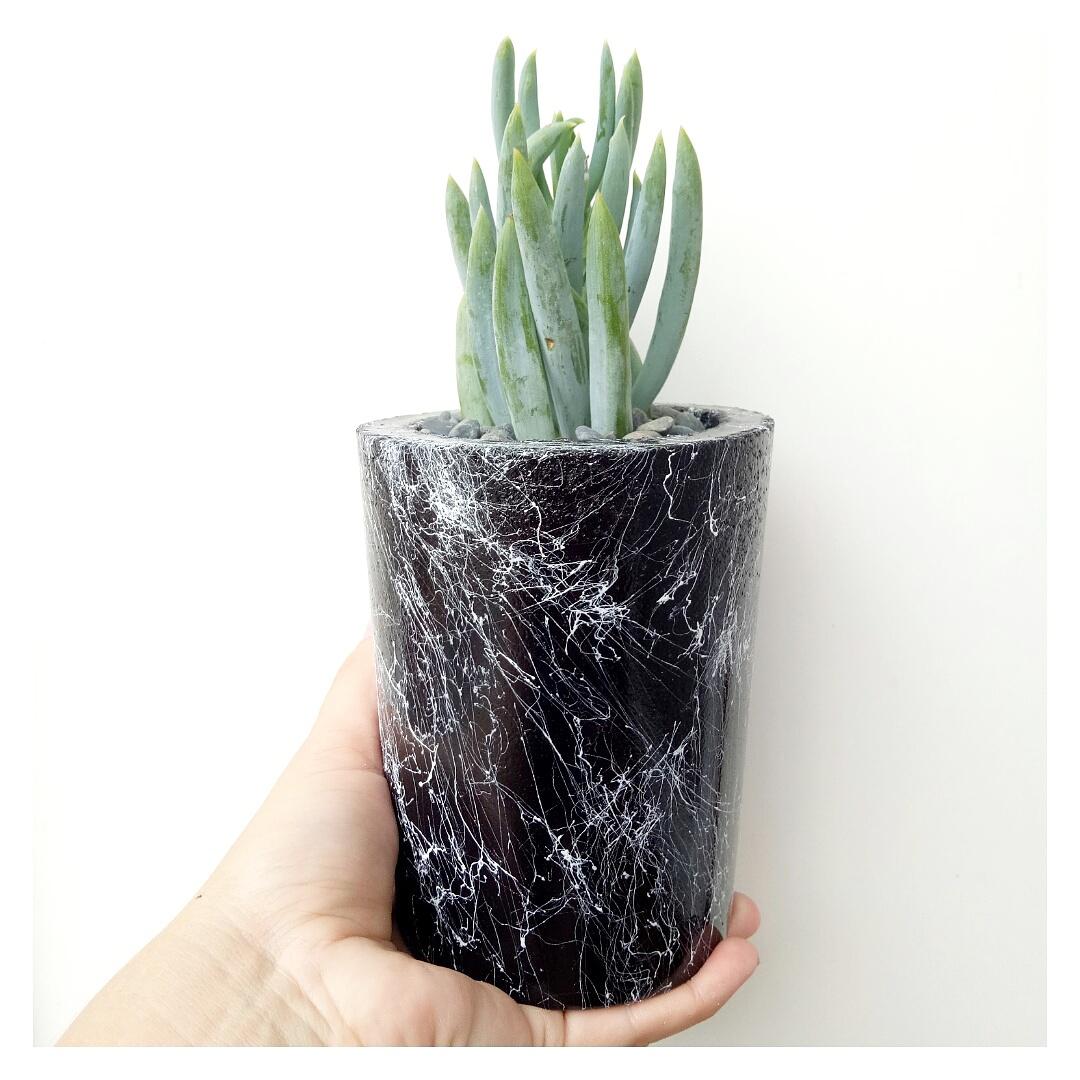Black marble tall planter