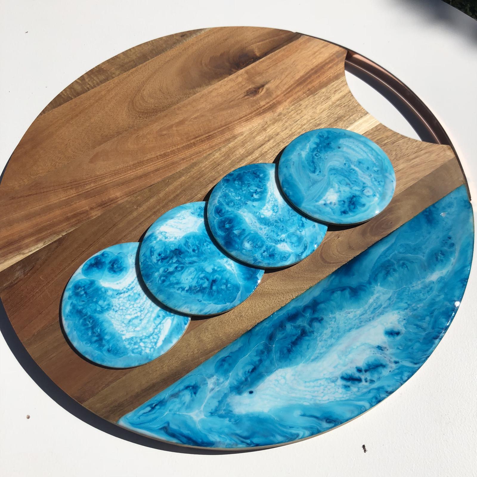 Resin cheeseboard