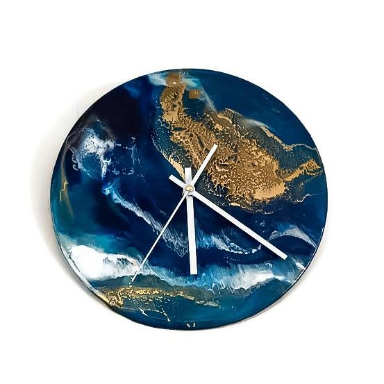 Resin clocks