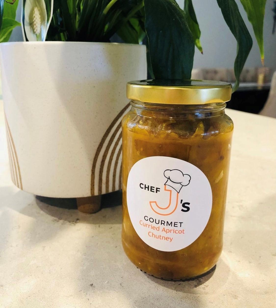 Curried Apricot chutney