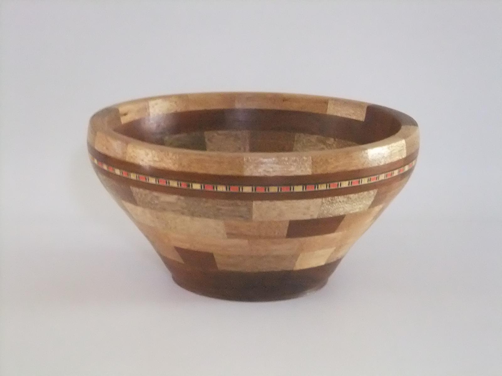 Segmented bowl