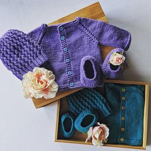 Close Knit Gifts
