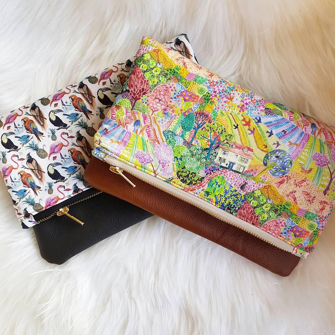 Foldover clutches