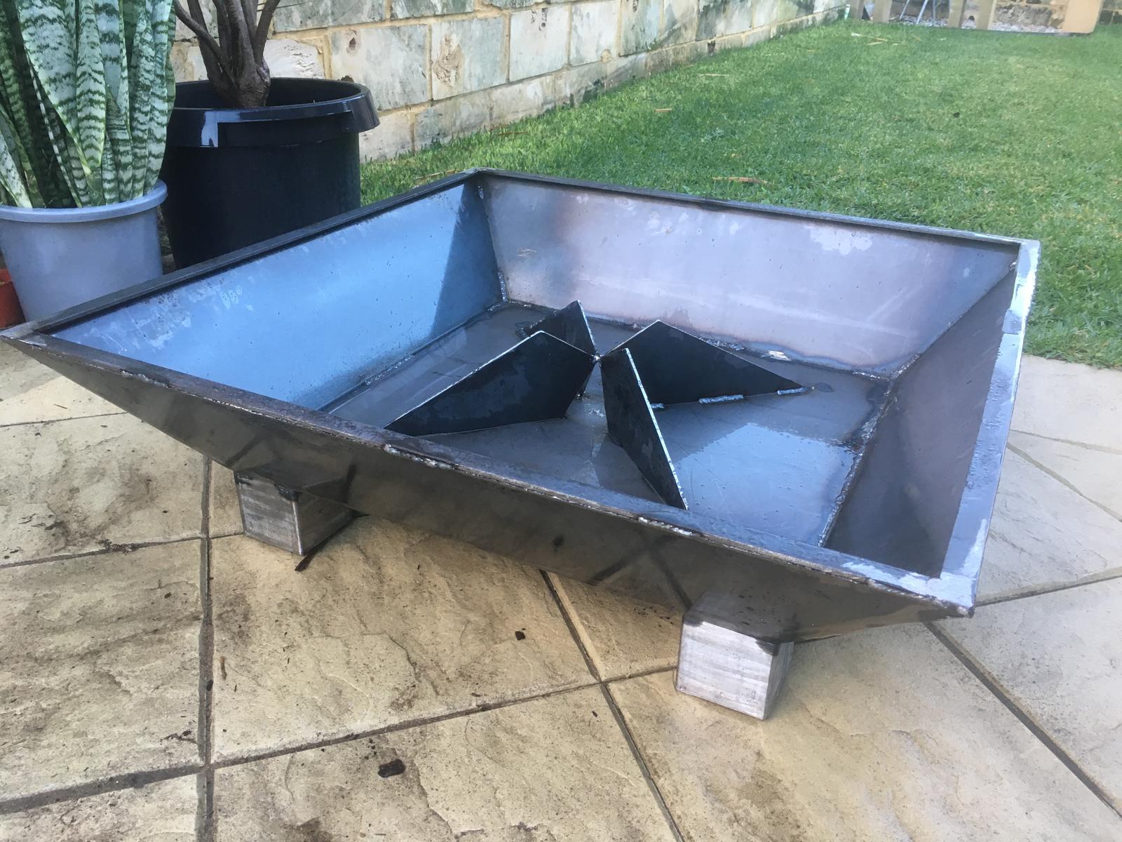 Creative Metal Concepts Large firepit