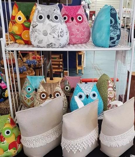 owl and lace doorstops