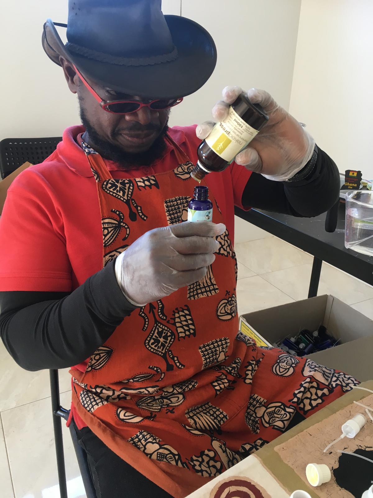 More handfilling of essential oils