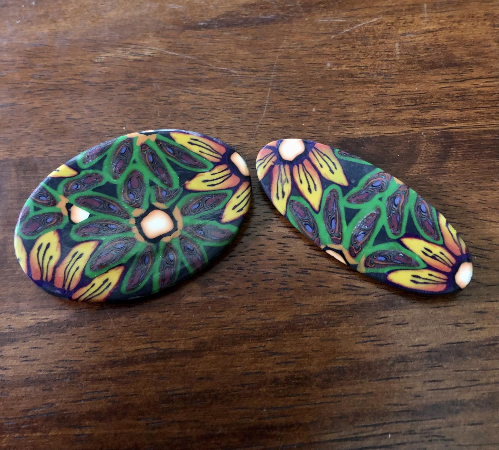 Flowers on Brooches