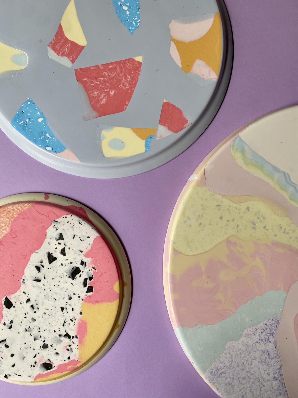 Display trays