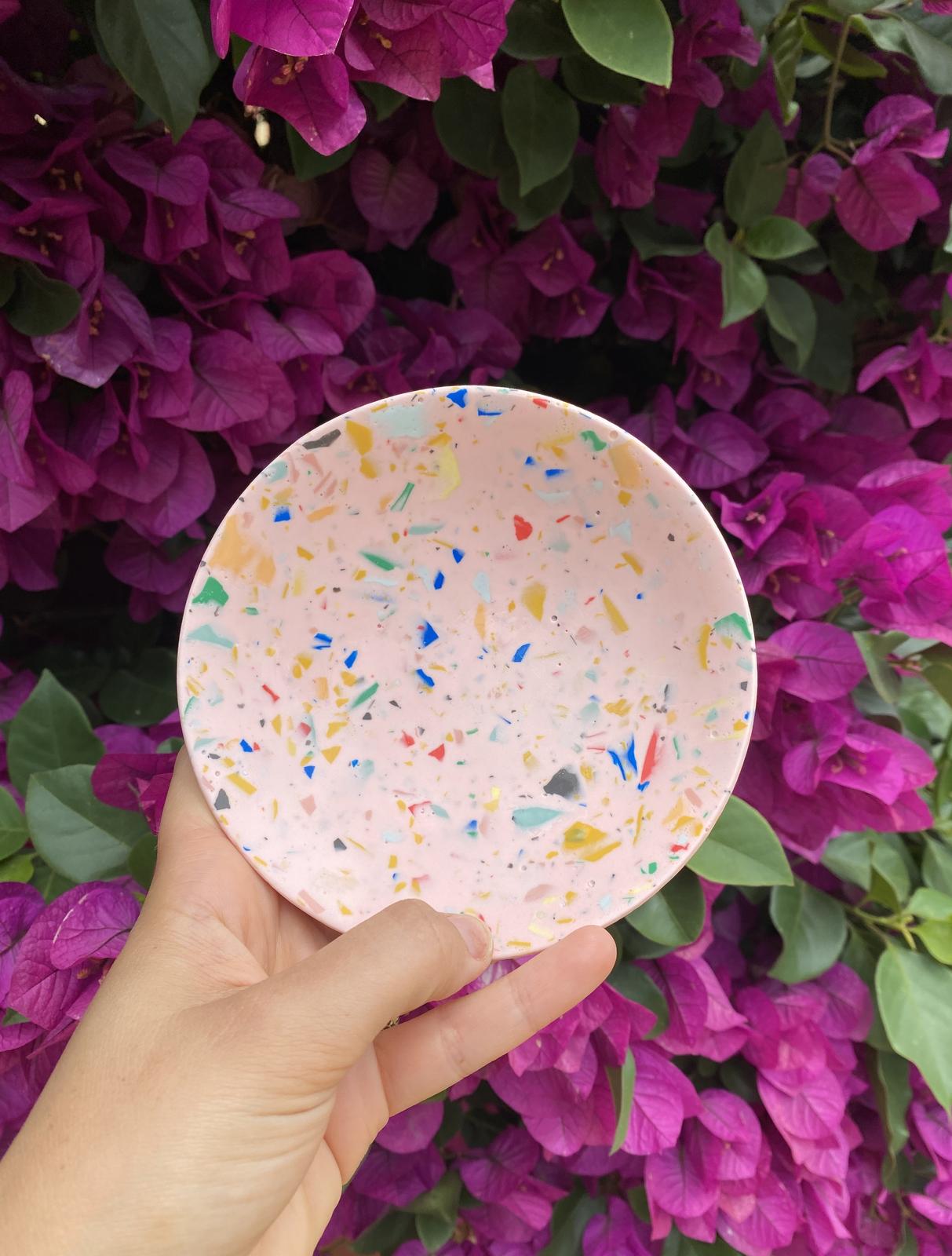 Popping candy trinket tray