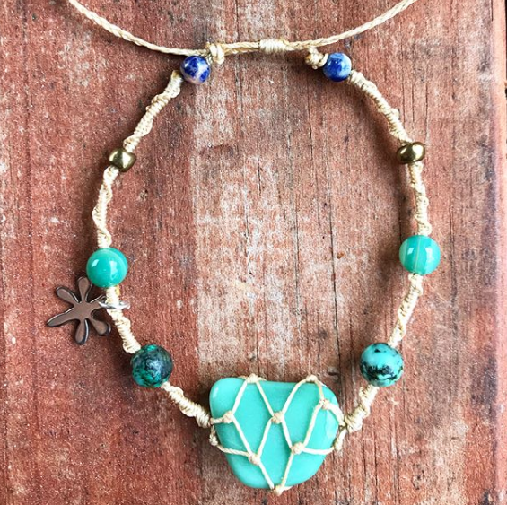 Macrame crystal bracelet