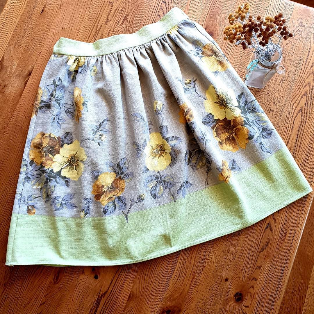 Vintage Tablecloth Becomes A Wearable Skirt!