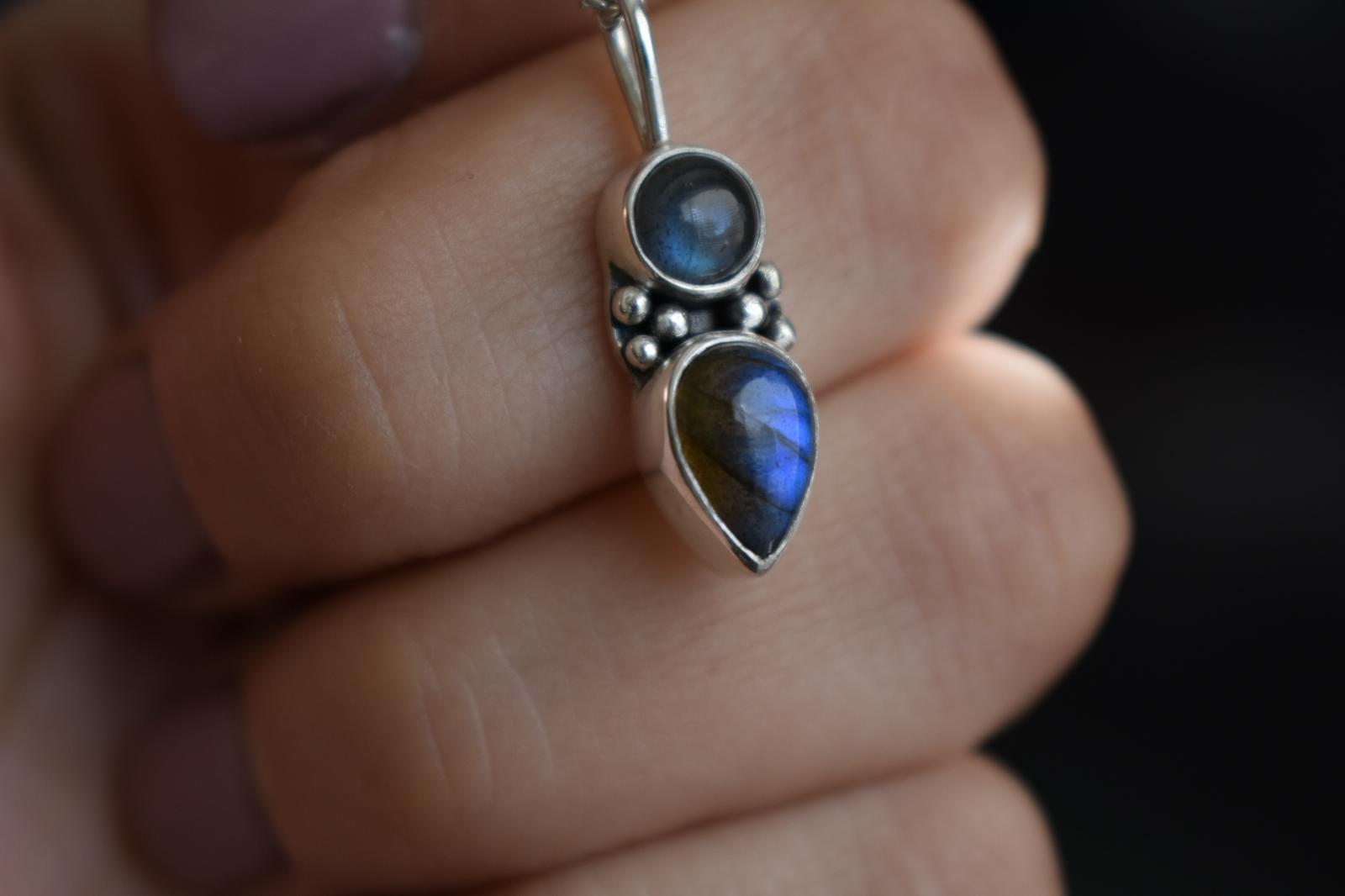 Mia Necklace