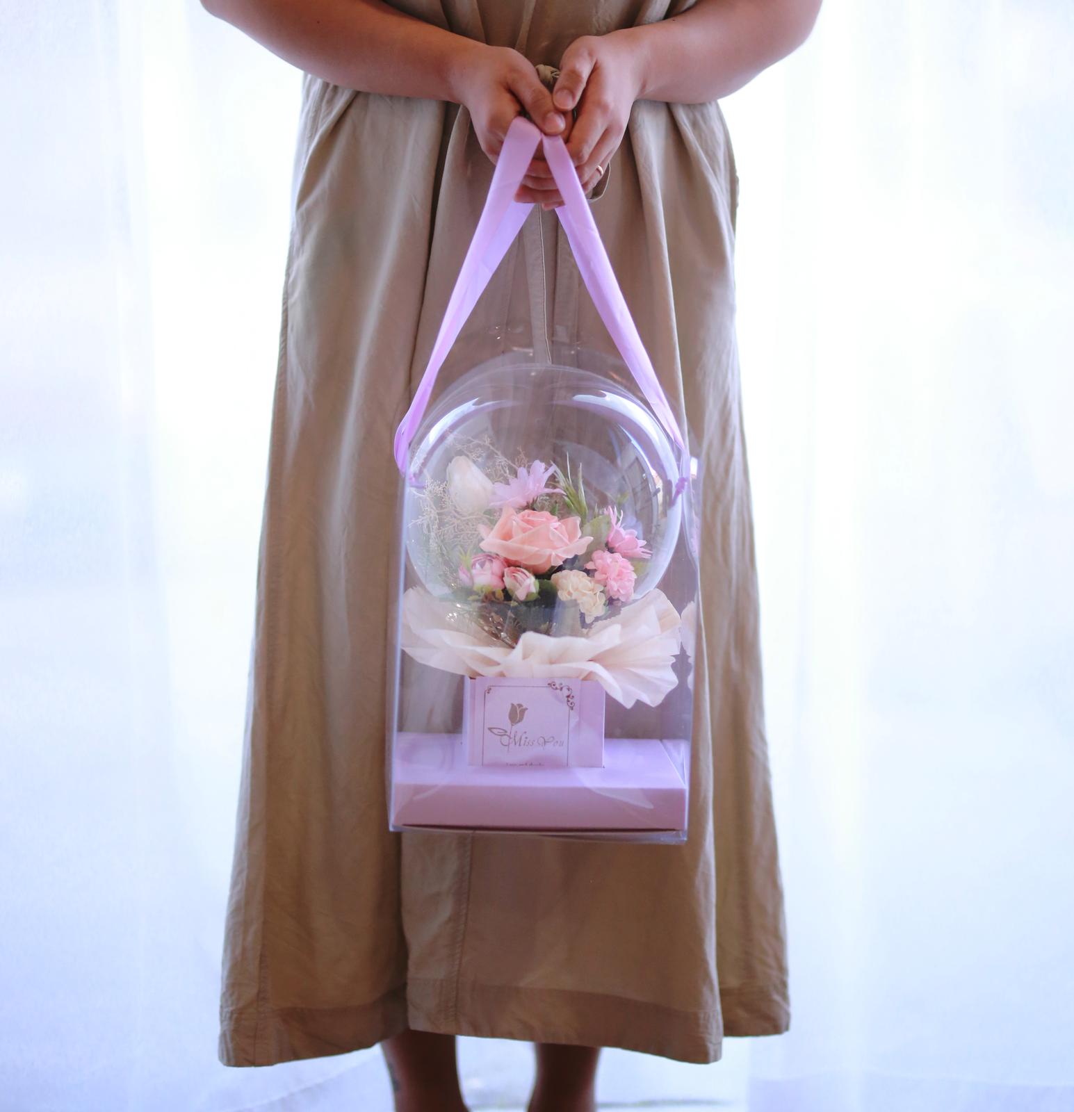 small flowerballoon with carrybag