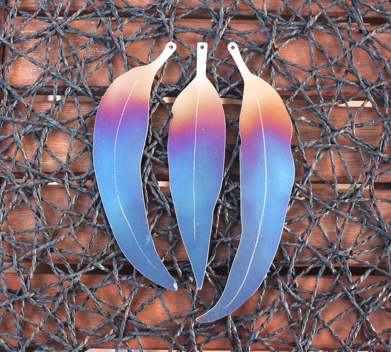 Galaxia Metal leaves