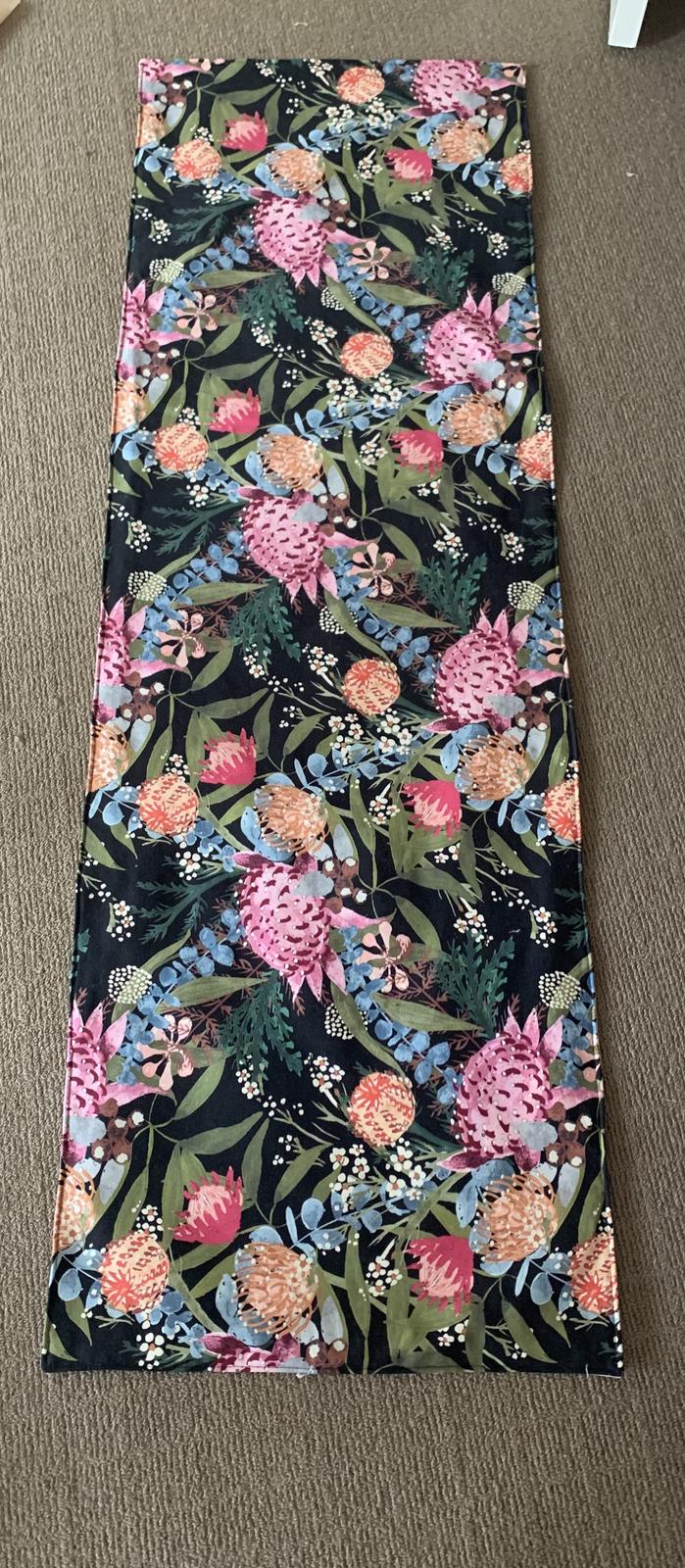 Table Runner