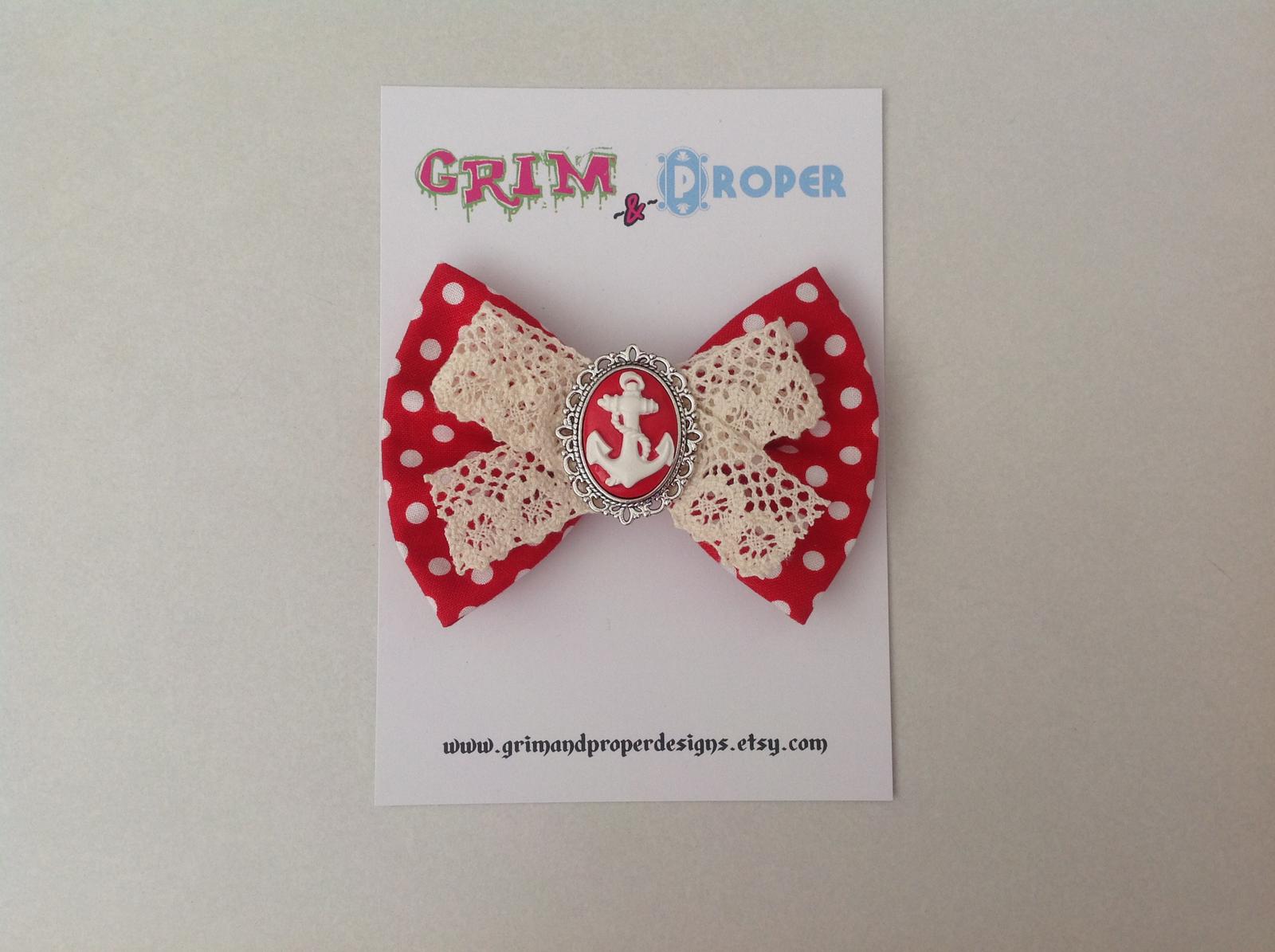 Red & white polka dot anchor bow