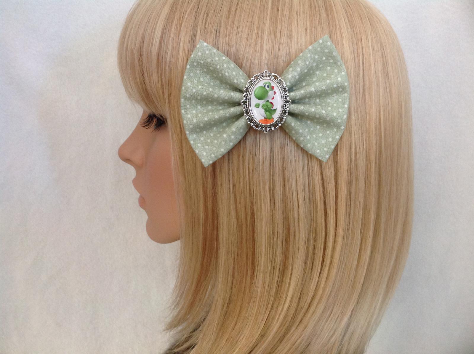 Yoshi hair bow