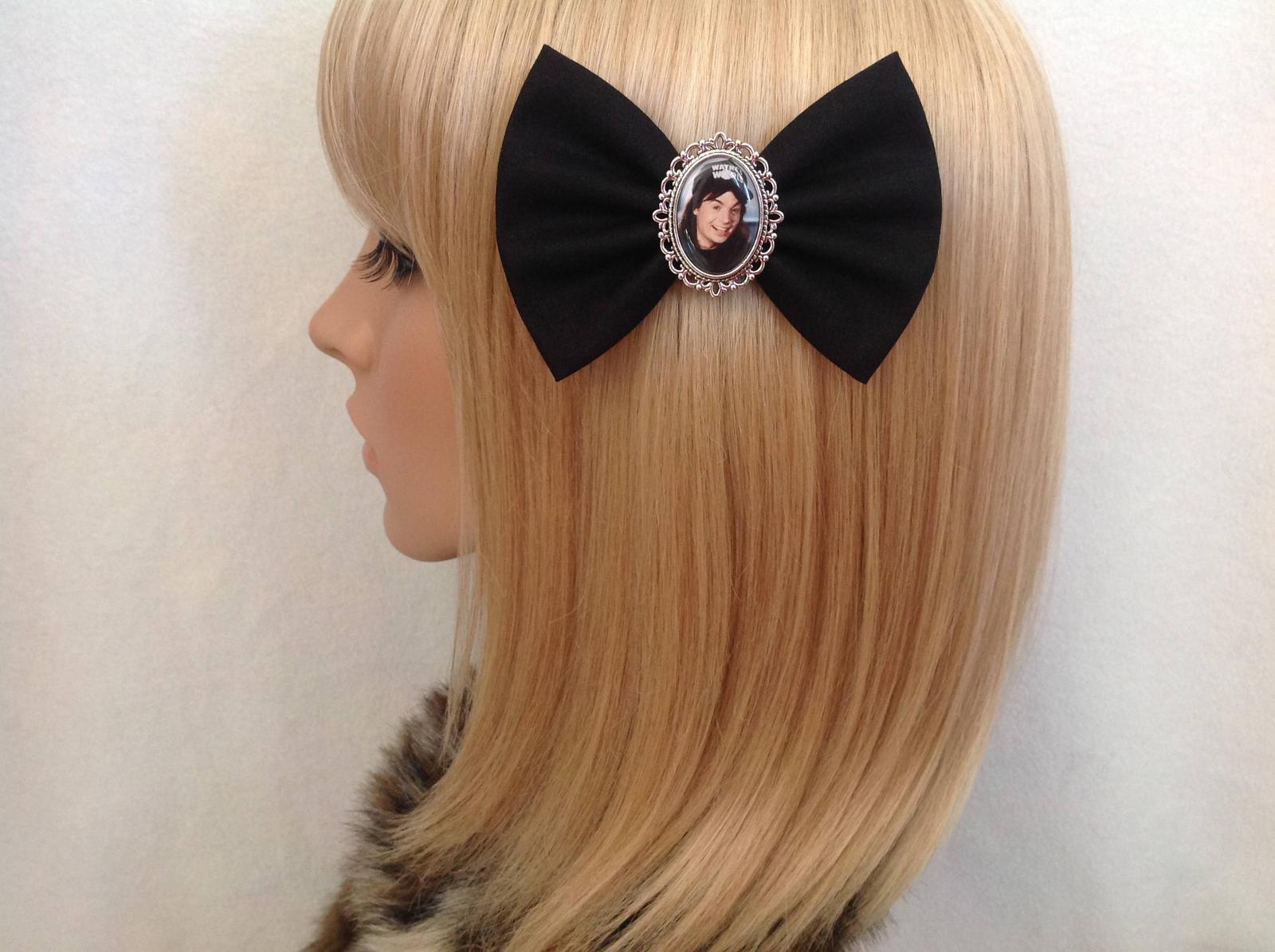 Wayne's world bow