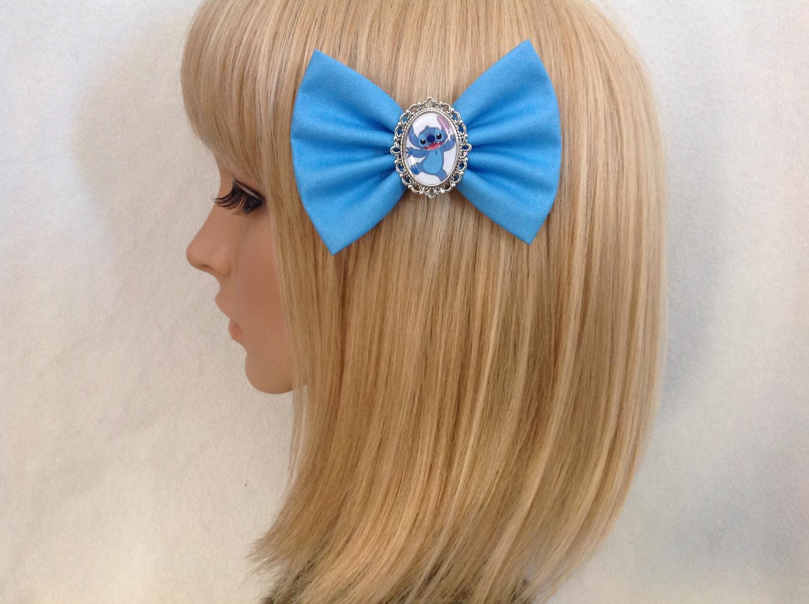 Stitch hair bow