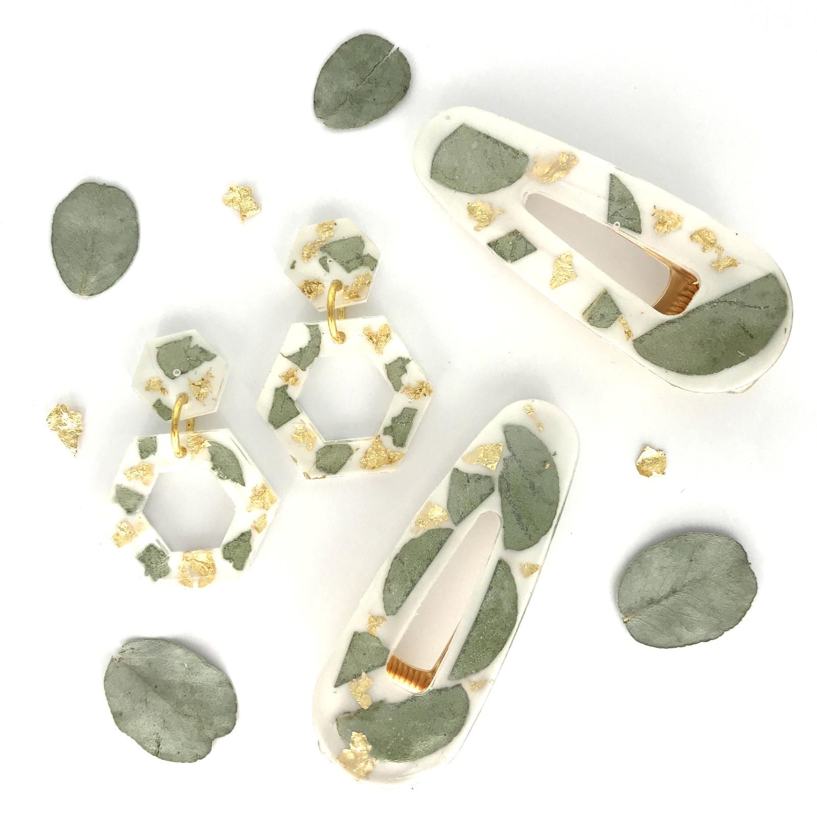 Hair clips and earrings