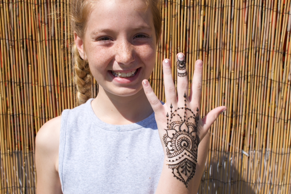 Market Henna