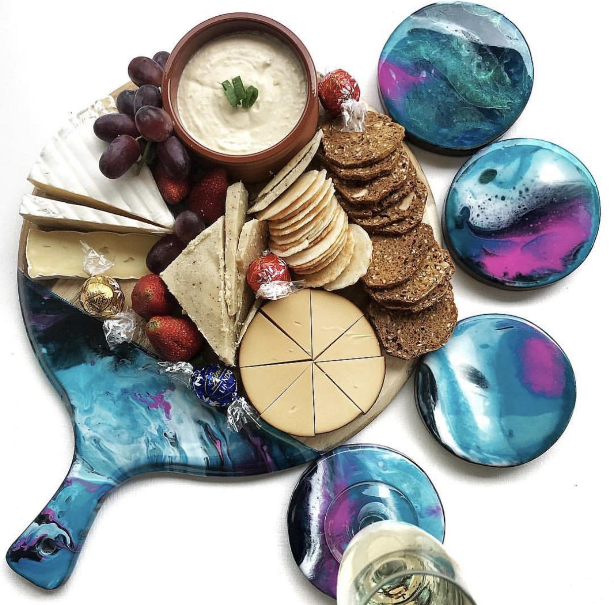 Cheese lovers boards and coaster set