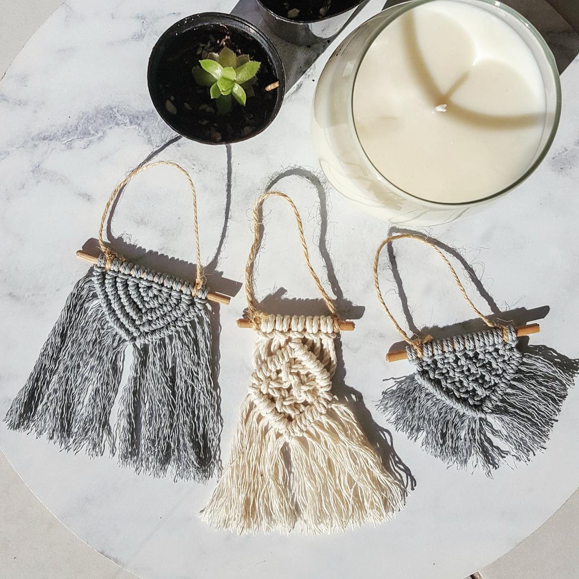 Minis | Mini macrame wall hangings or Christmas tree decorations