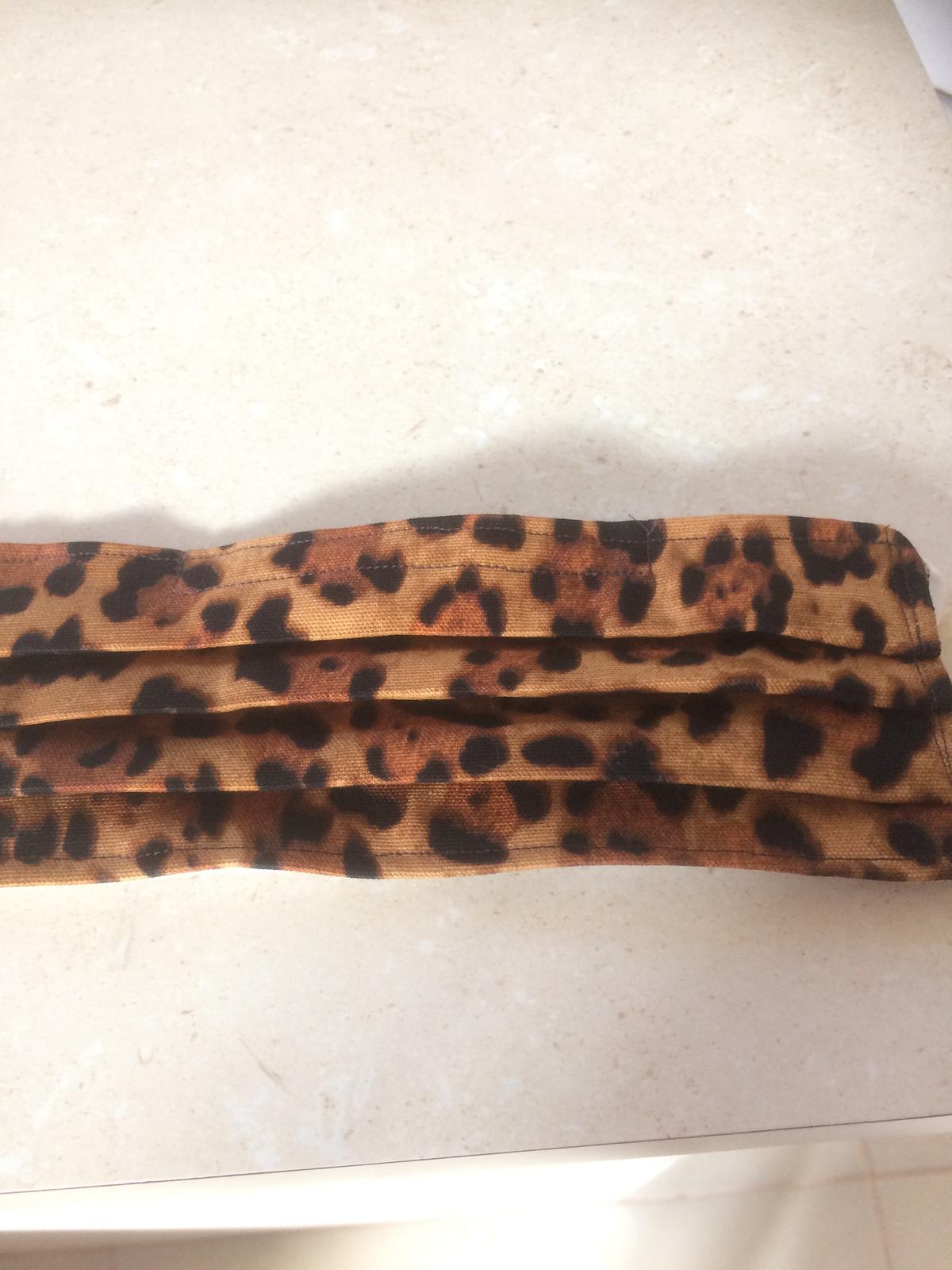 Adult face masks