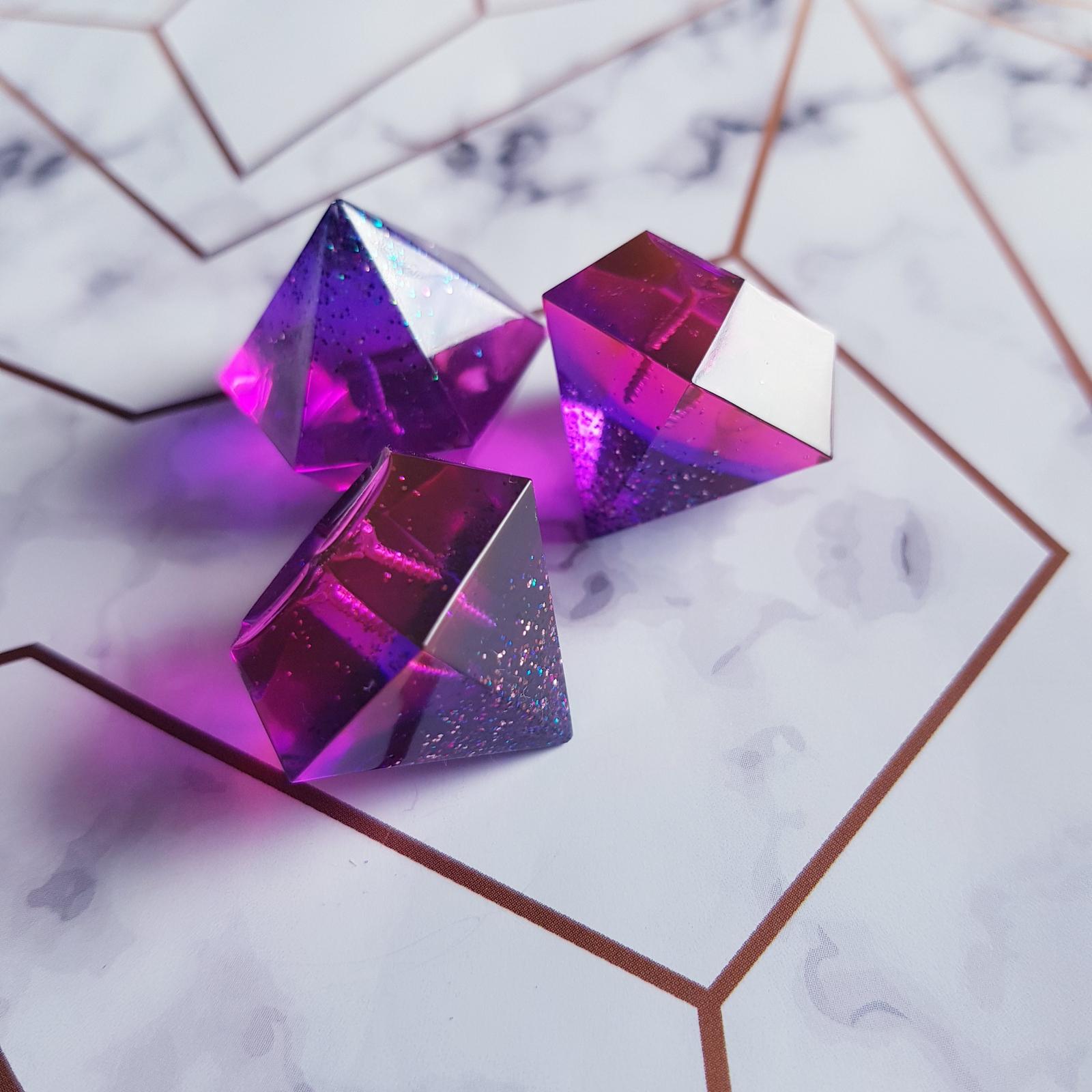 Diamond charm