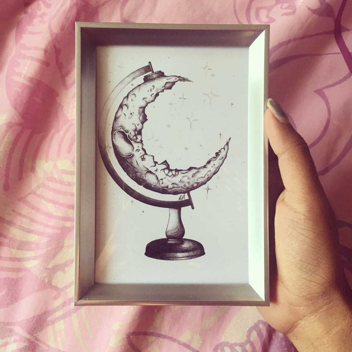 Globe Moon