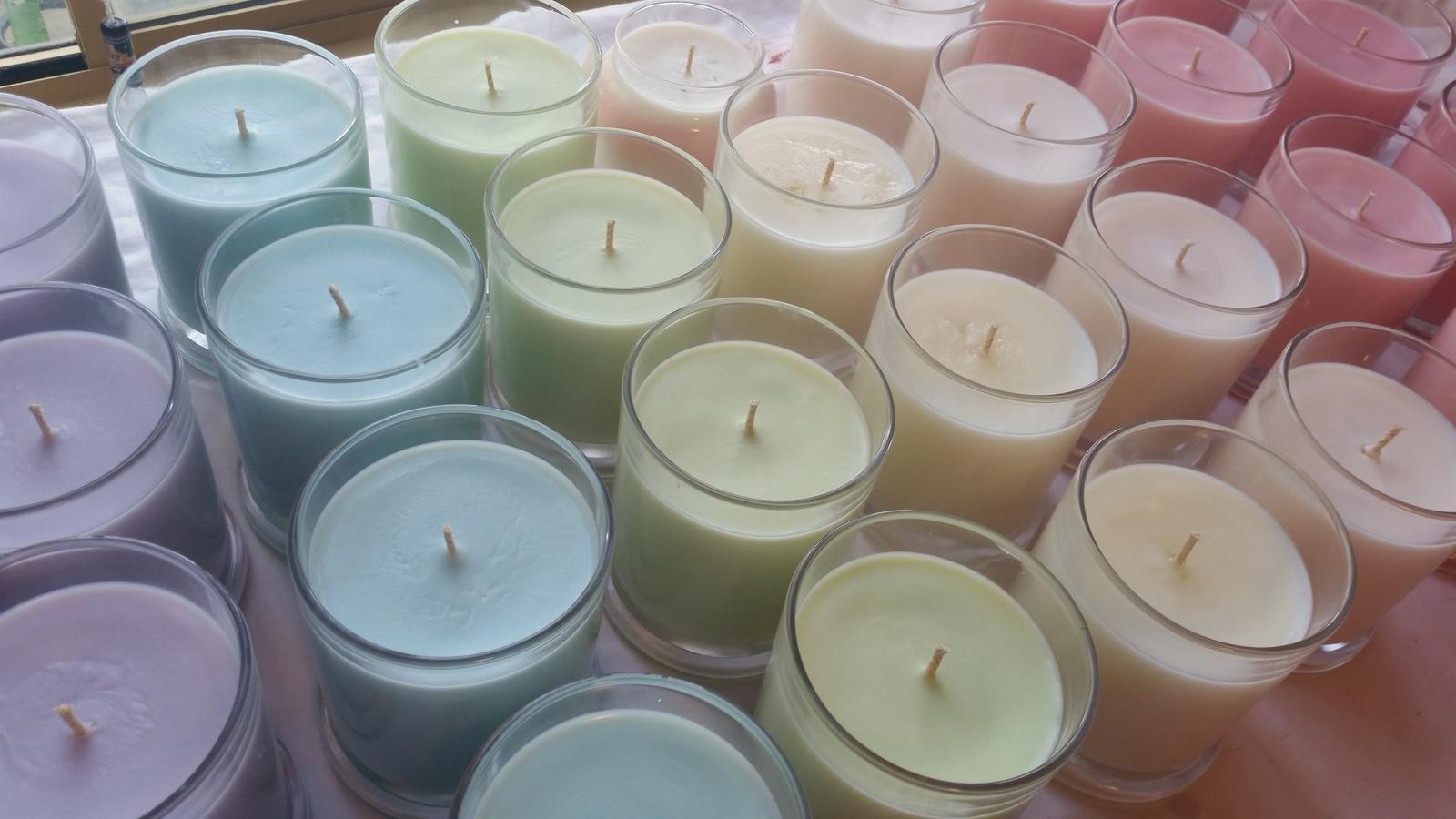 Pastel soy candles