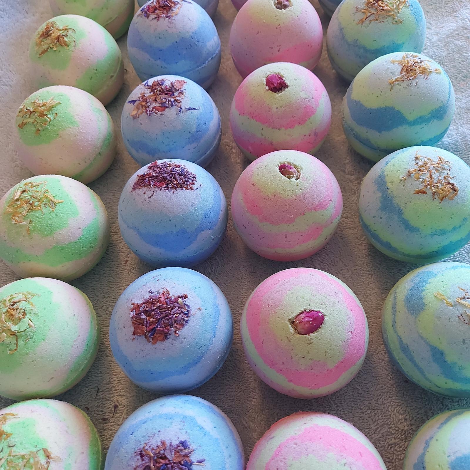 Bath bombs
