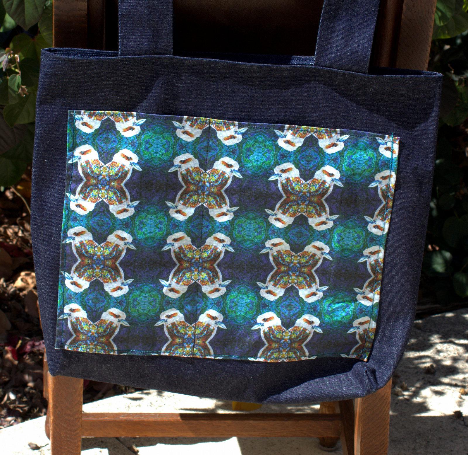 Tote bags with custom printed fabric