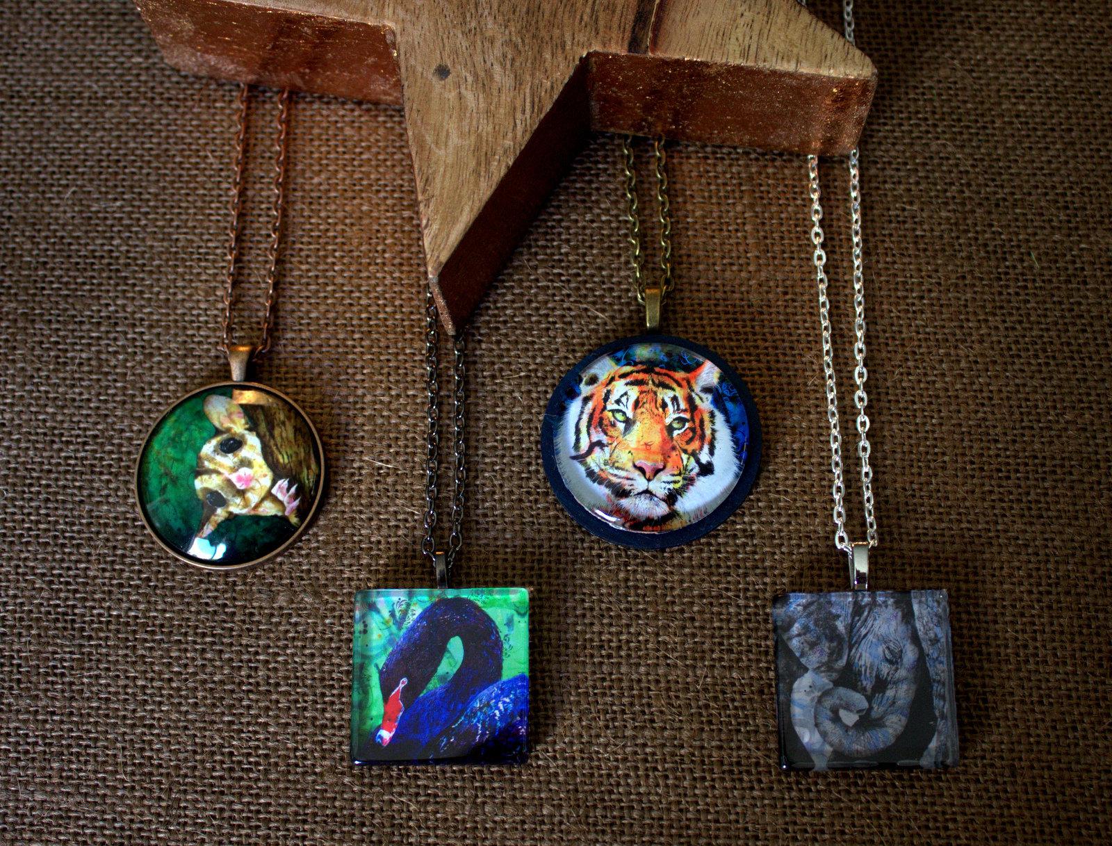 Art jewellery by Michelle Gilks artist