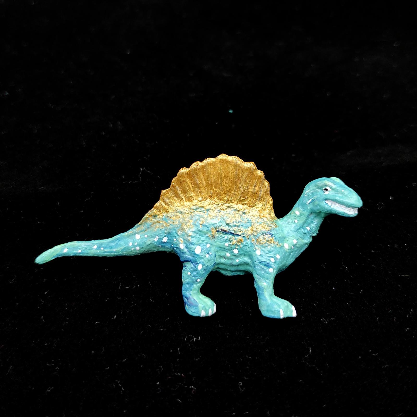 Ocean Spinosaurus Brooch