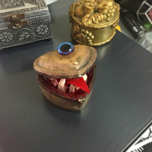 Upcycled Mimics