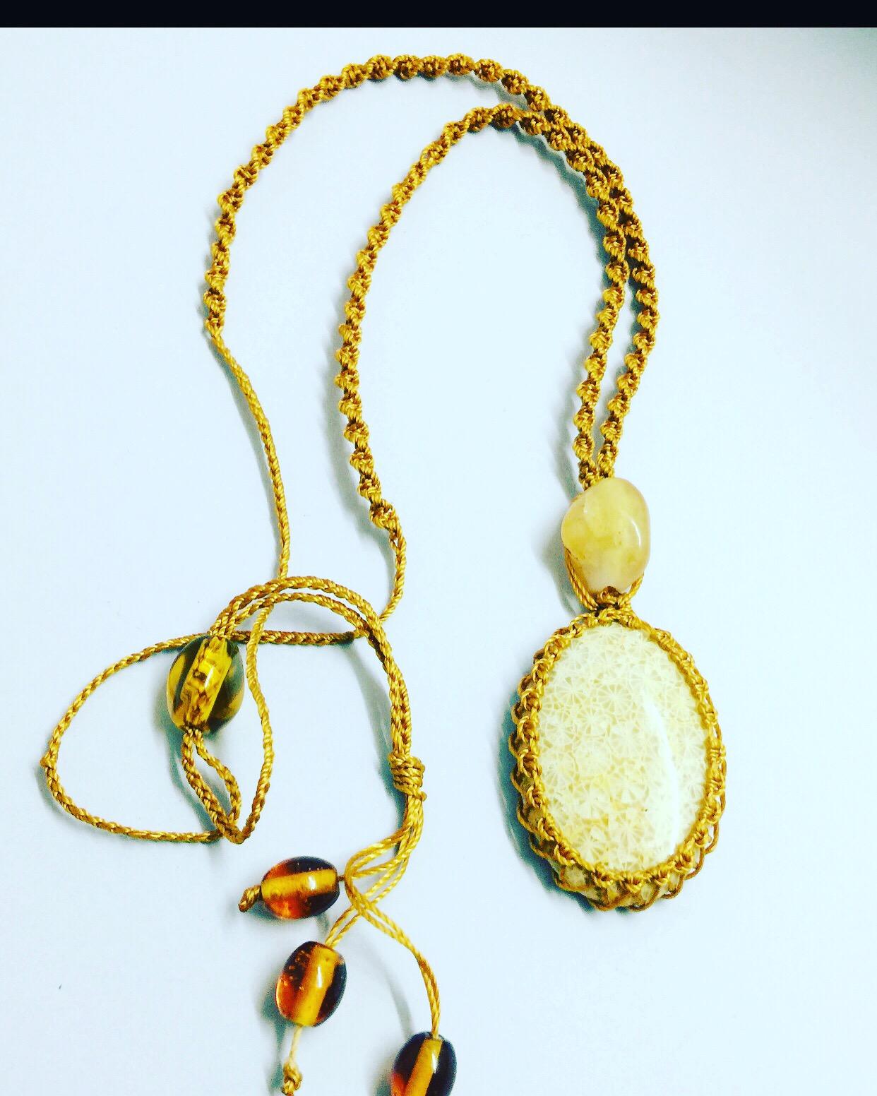 Micro macrame necklace
