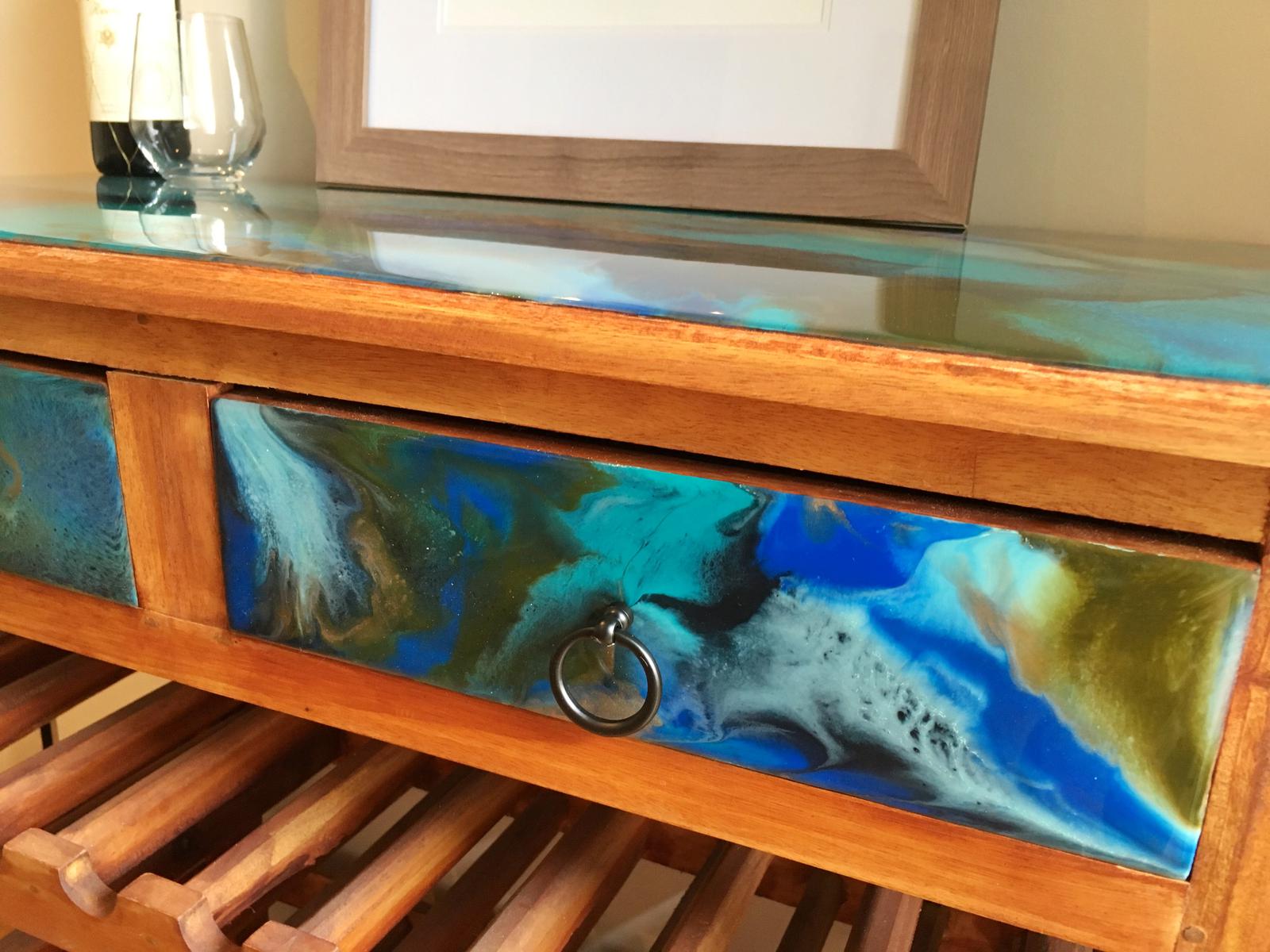 Resin Art Large Wine Rack Detail