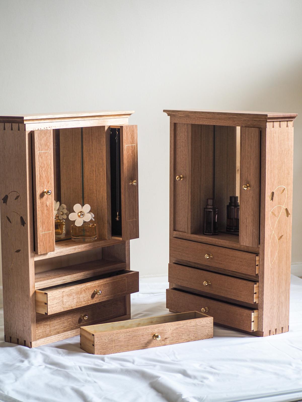Pins and Tails Fine Woodwork