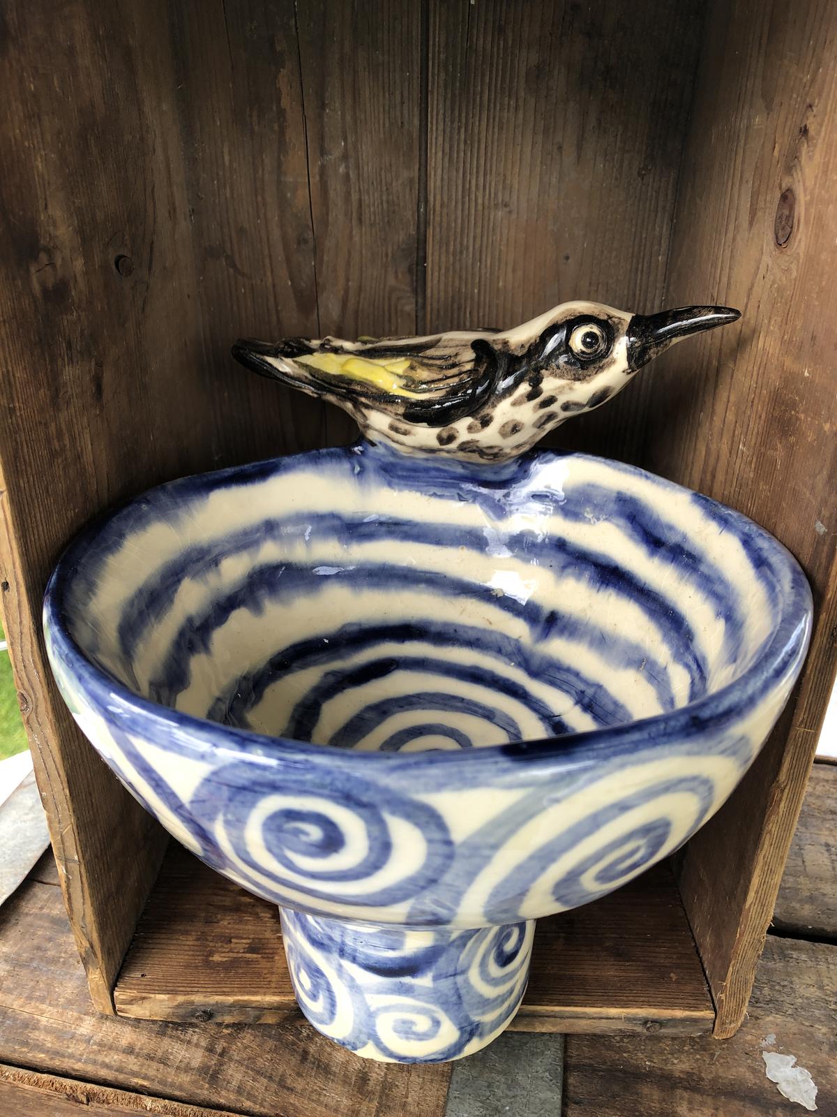 Bird bowls